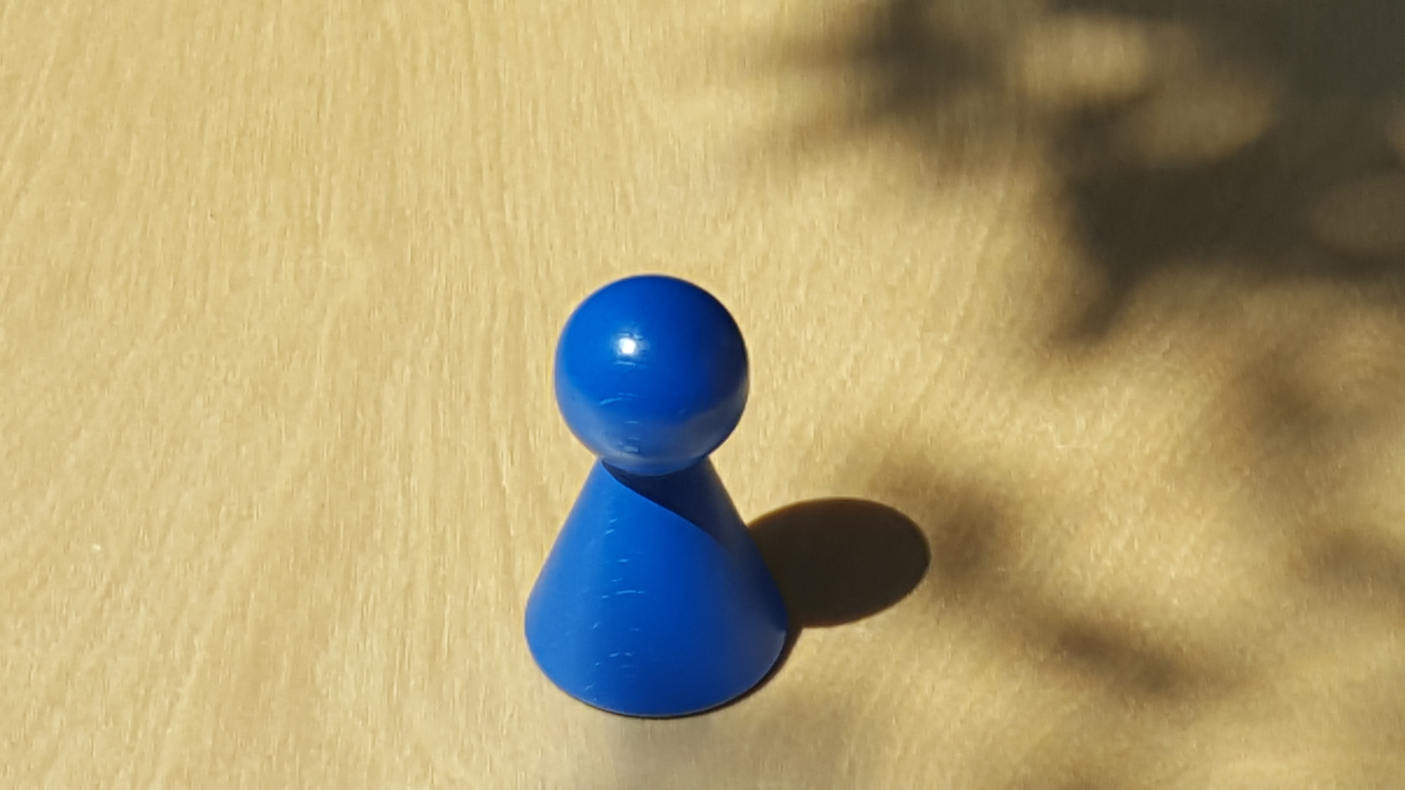 www.systembrett.at · Systembrett-Artikel · Einzel-Figur 7 cm in blau (ohne Augen);