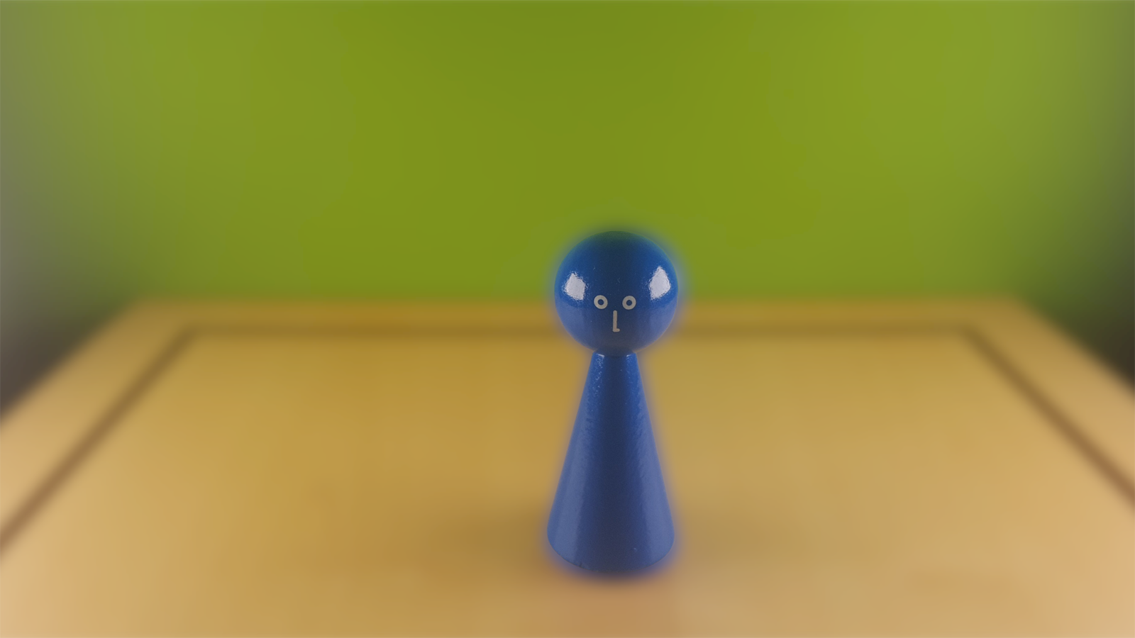 www.systembrett.at · Systembrett-Artikel · Einzel-Figur 10 cm in blau (mit Augen);
