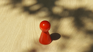 6 cm Figur rot
