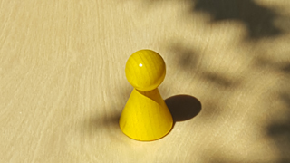 7 cm Figur gelb